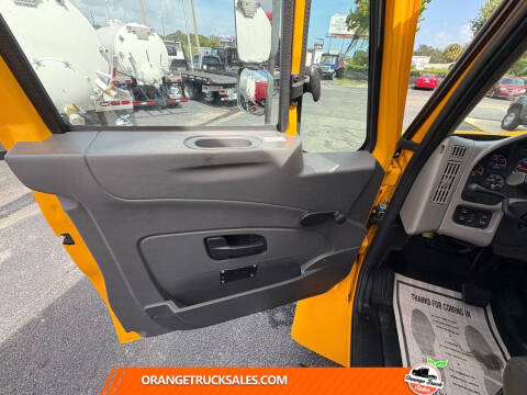 2019 International DuraStar 4300