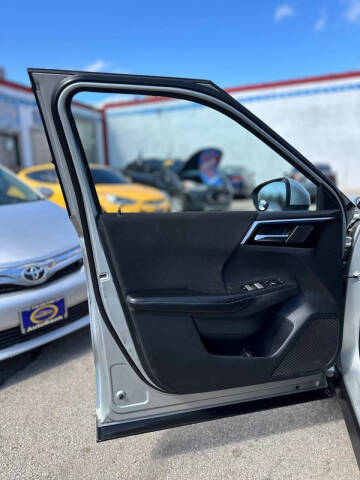 2022 Mitsubishi Outlander ES