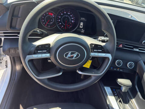 2021 Hyundai Elantra
