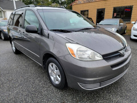 2005 Toyota Sienna for sale at Citi Motors in Highland Park NJ