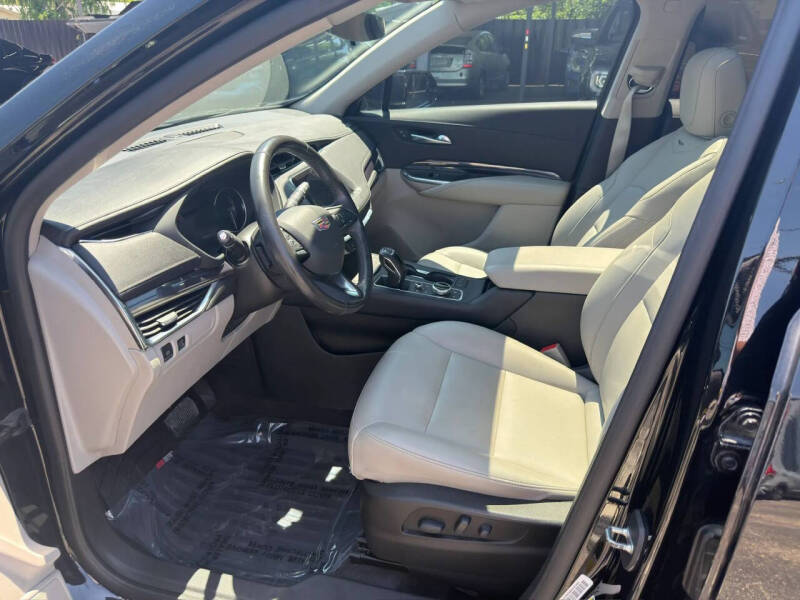 2019 Cadillac XT4 Luxury