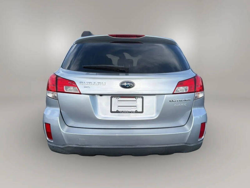 2012 Subaru Outback 2.5i Limited