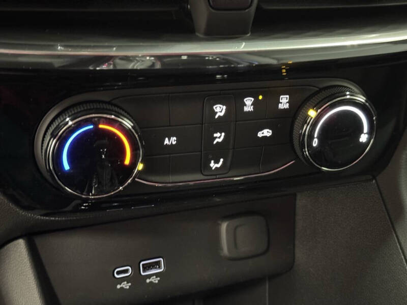 2025 Buick Encore GX Sport Touring