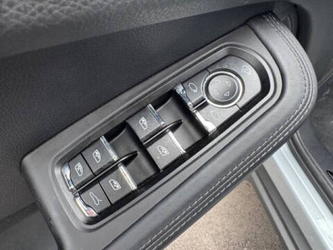 2024 Porsche Macan T