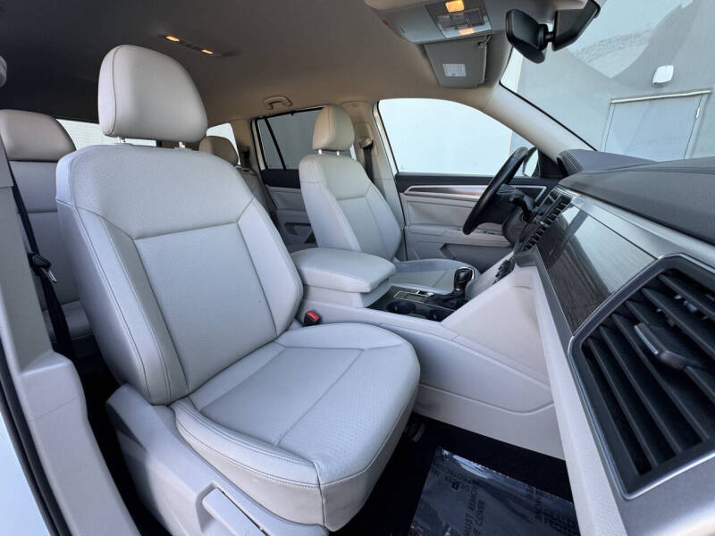 2018 Volkswagen Atlas V6 SE