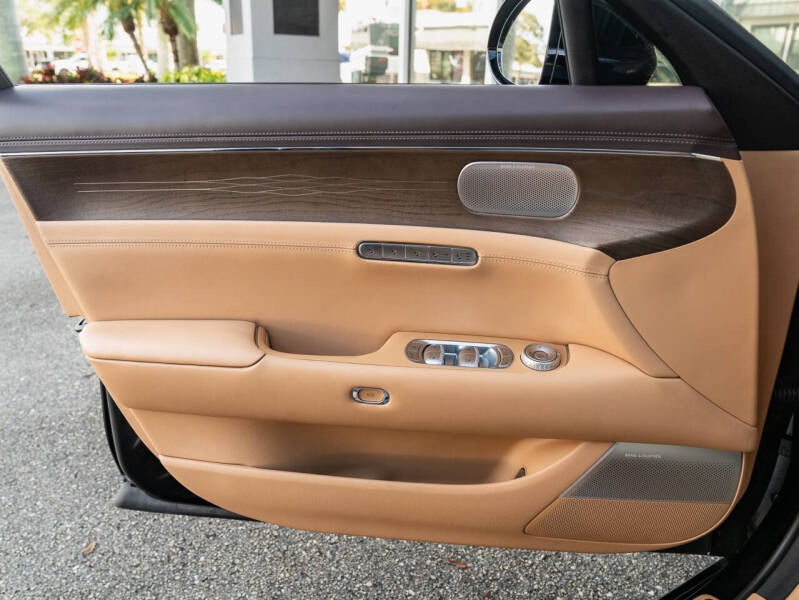 2023 Genesis G90 3.5T e-Supercharger