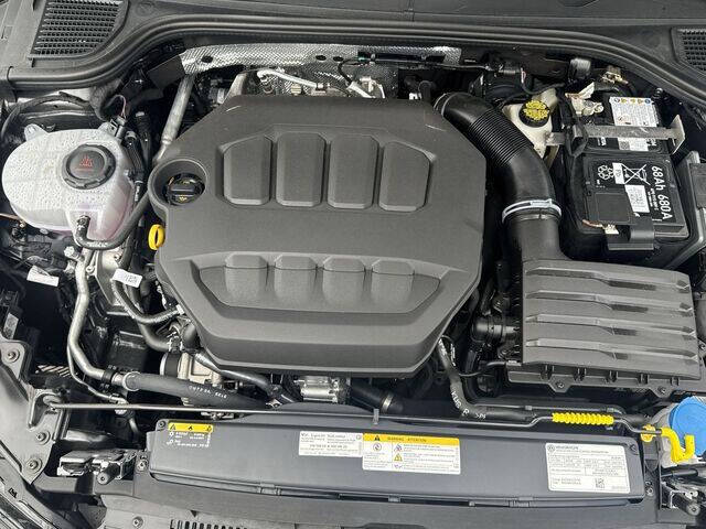 2024 Volkswagen Golf GTI 380 SE