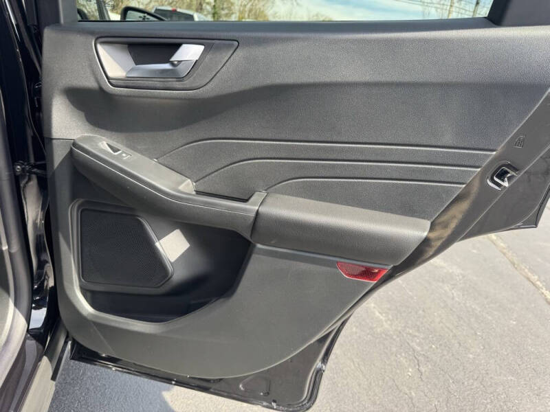 2025 Ford Escape ST-Line Select