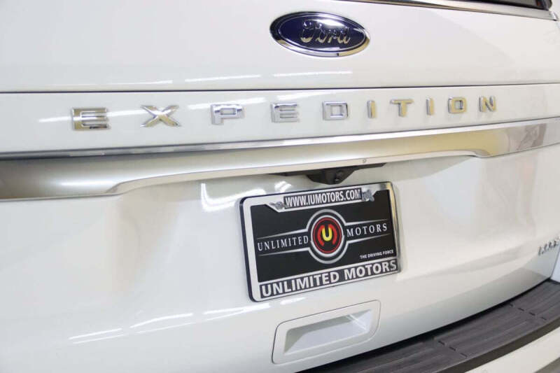 2023 Ford Expedition MAX Platinum