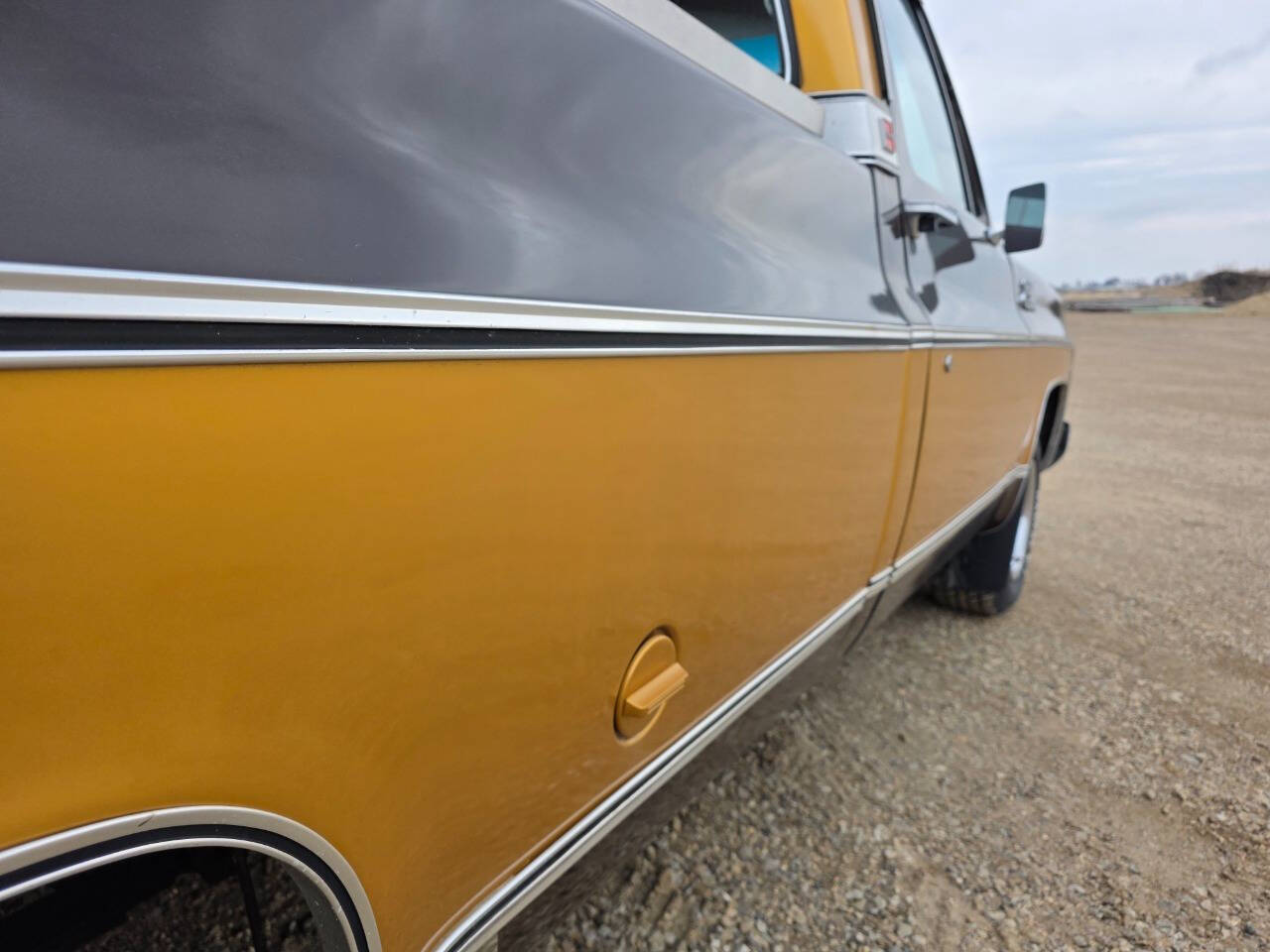 1976 GMC CK 1500 Series 37