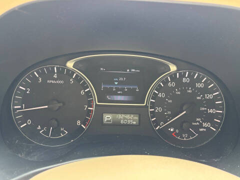 2015 Nissan Pathfinder SL