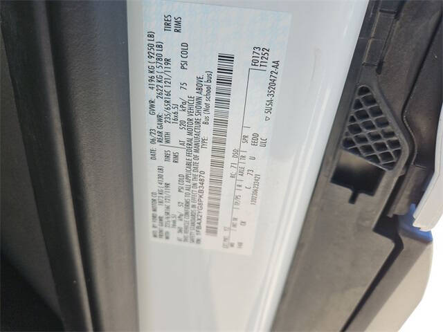 2023 Ford Transit 350 XLT