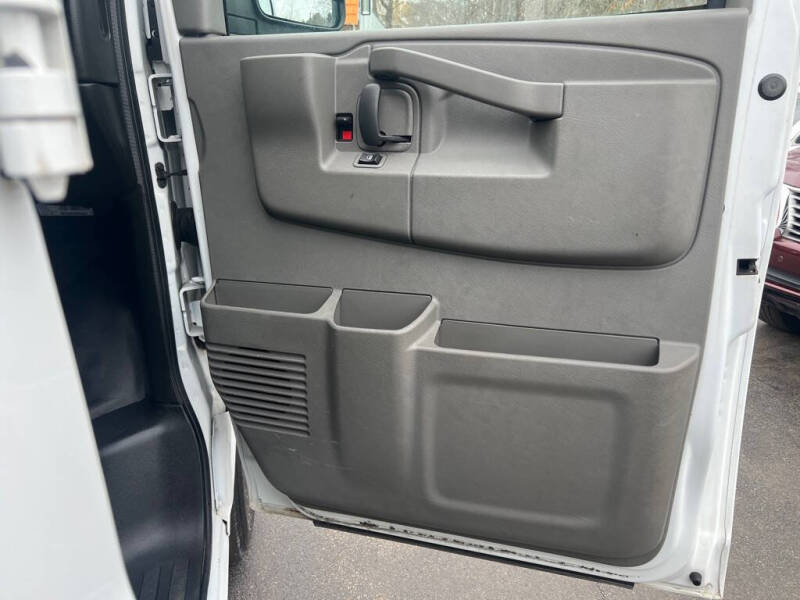 2019 Chevrolet Express 2500