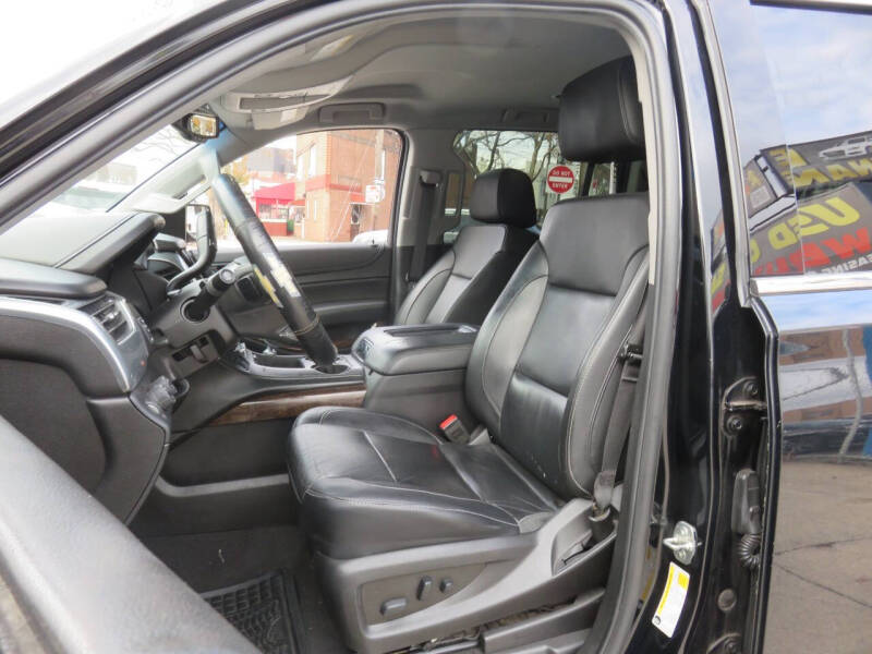 2019 Chevrolet Suburban LT