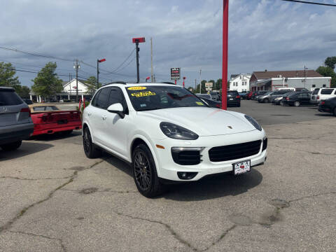 2018 Porsche Cayenne Platinum Edition