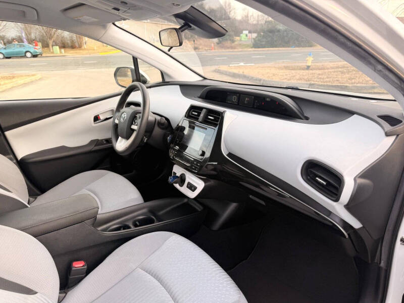 2017 Toyota Prius Two