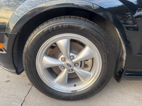 2007 Ford Mustang GT Deluxe
