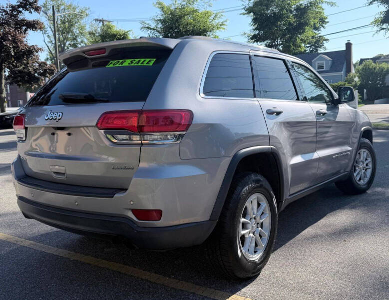 2019 Jeep Grand Cherokee Laredo