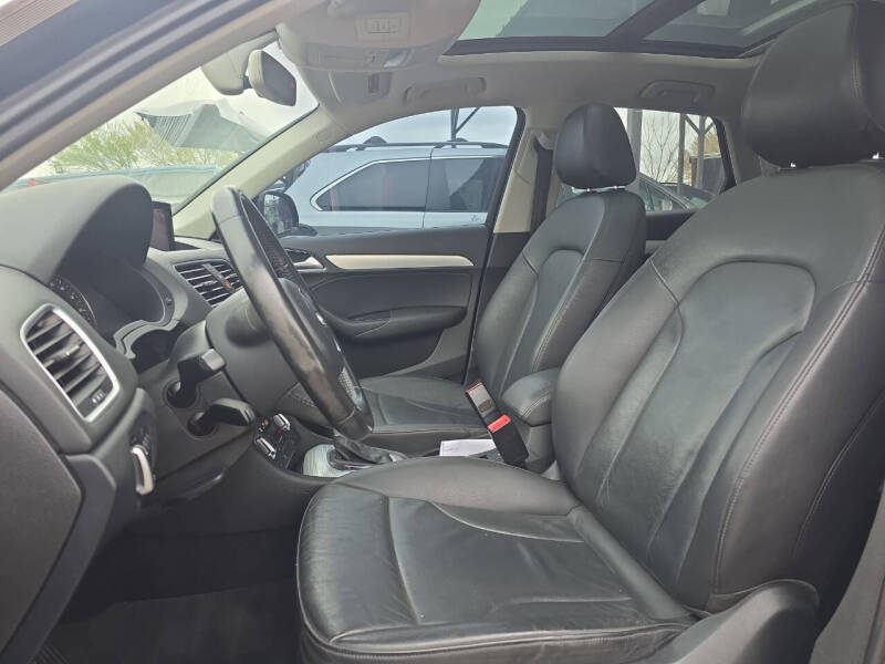 2015 Audi Q3 2.0T Prestige