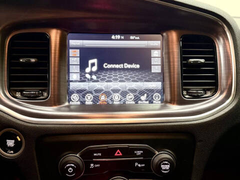 2017 Dodge Charger SXT