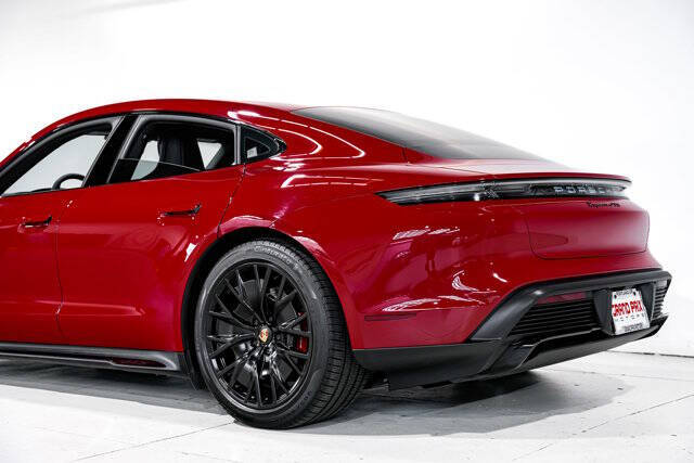 2023 Porsche Taycan GTS