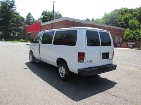 2010 Ford E-Series E-350 SD XL