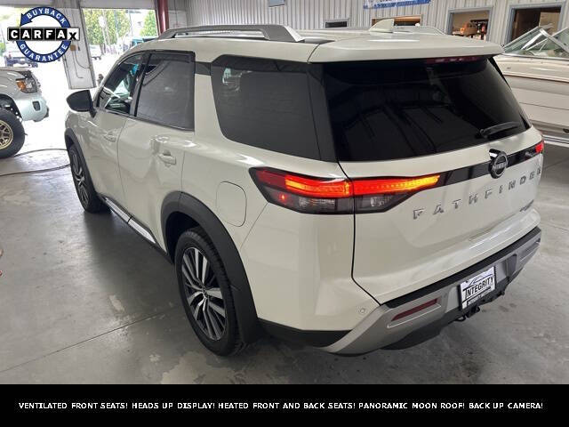 2022 Nissan Pathfinder Platinum