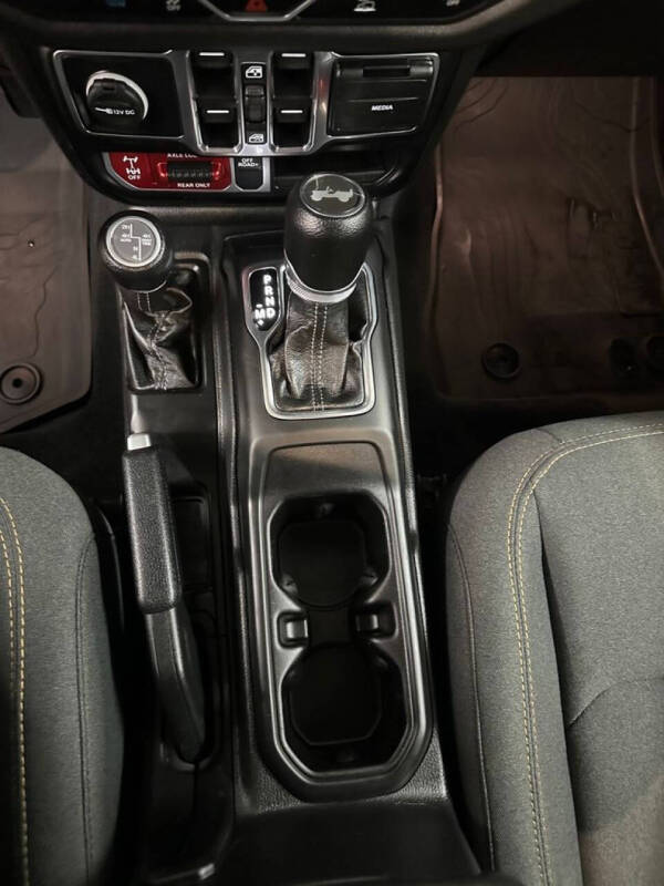 2024 Jeep Wrangler Willys 4xe