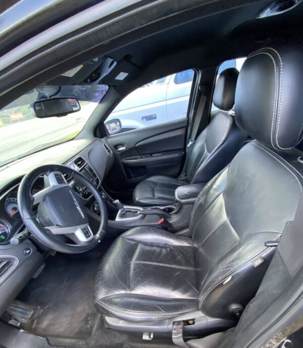 2012 Chrysler 200 Limited