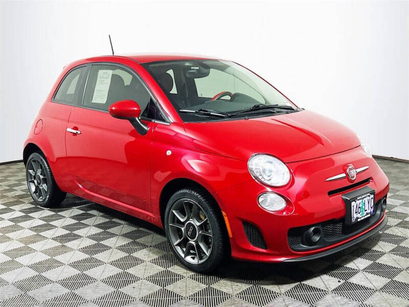 2019 FIAT 500 Pop's photo