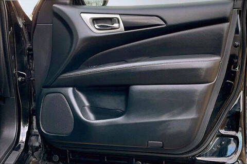 2019 Nissan Pathfinder S