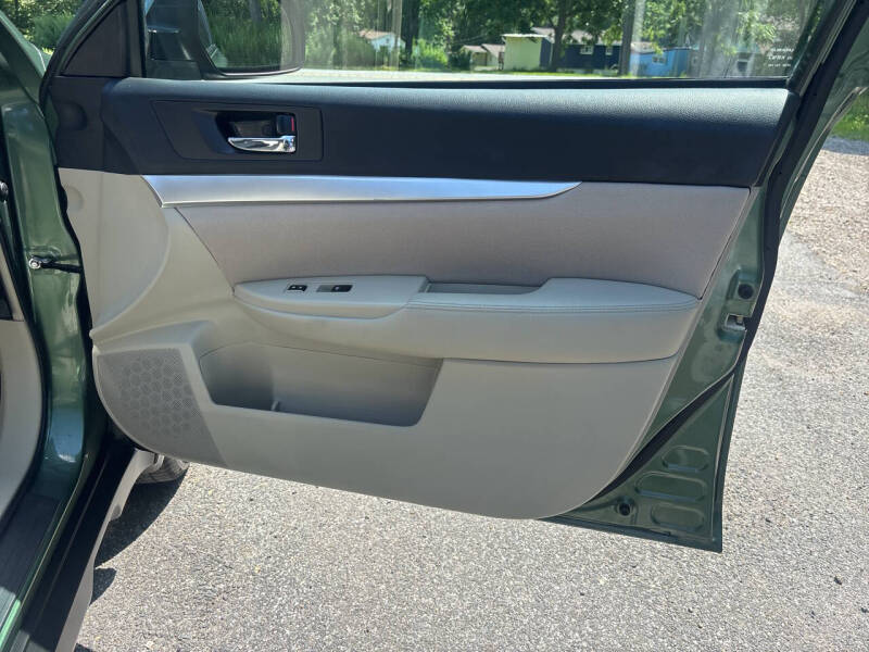 2013 Subaru Outback 2.5i Premium