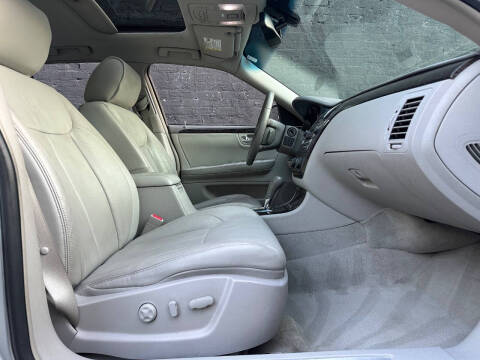 2010 Cadillac DTS Luxury Collection