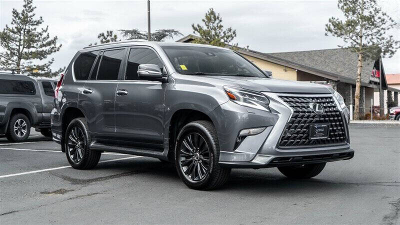 2021 Lexus GX Base's photo