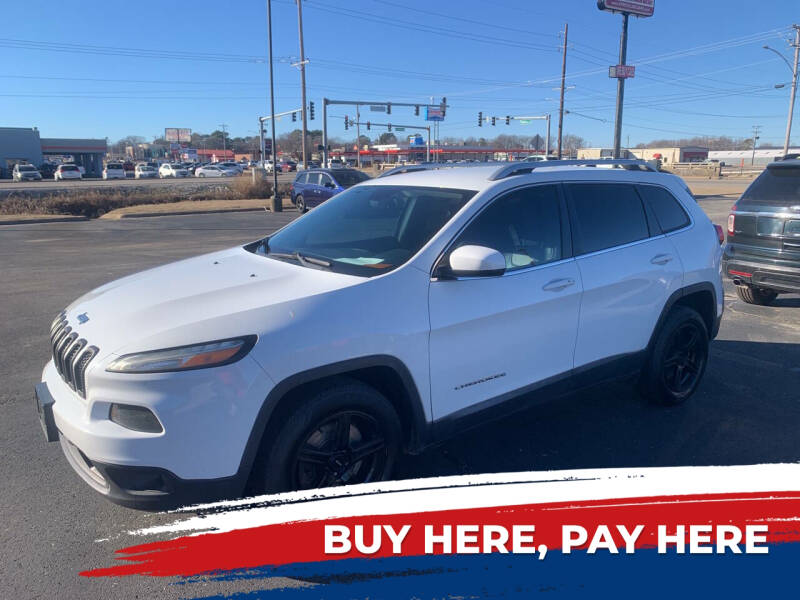 2016 Jeep Cherokee for sale at Auto Credit Xpress in Jonesboro AR