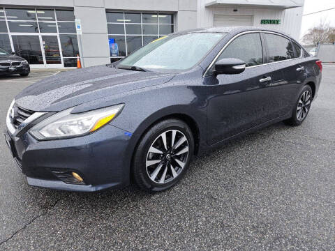 2018 Nissan Altima for sale at Greenville Auto World in Greenville NC