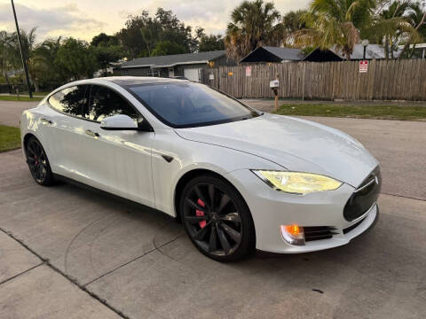 2013 Tesla Model S Performance