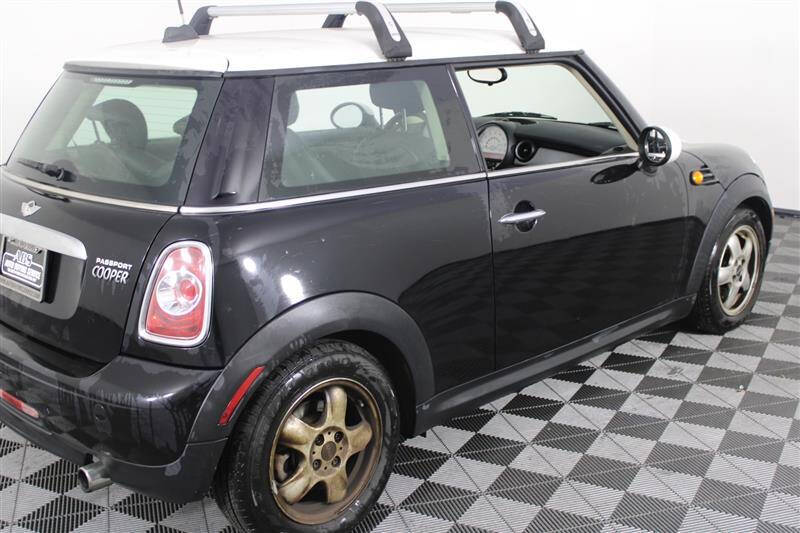 2011 MINI Cooper