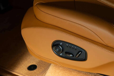 2026 Aston Martin DBX 707