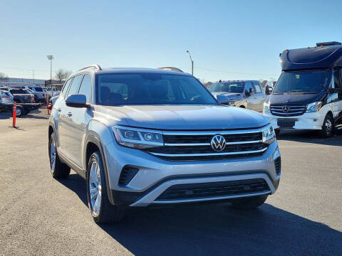 2021 Volkswagen Atlas for sale at Breeden Pre-Owned in Van Buren AR