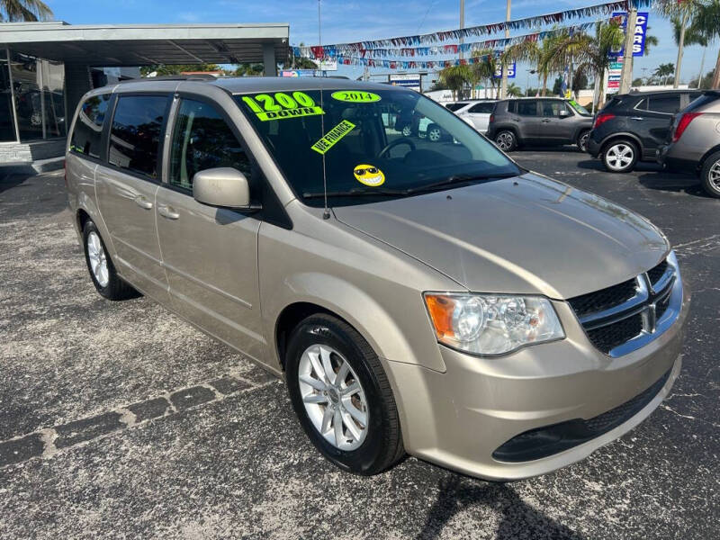 2014 Dodge Grand Caravan SXT's photo