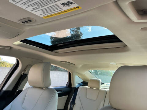 2017 Ford Fusion Hybrid Titanium