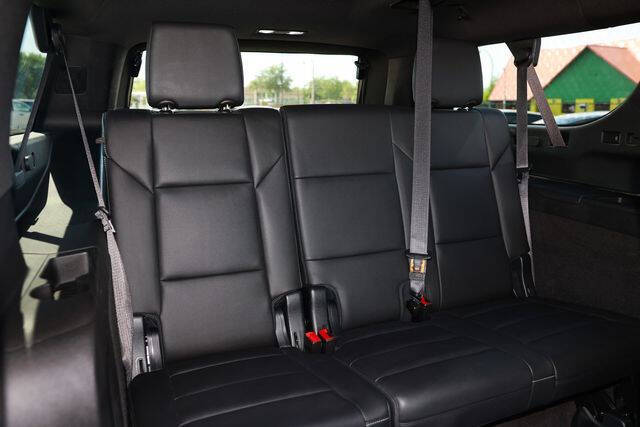 2023 Cadillac Escalade ESV Luxury