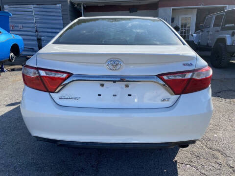 2017 Toyota Camry LE