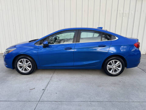 2017 Chevrolet Cruze LT Auto