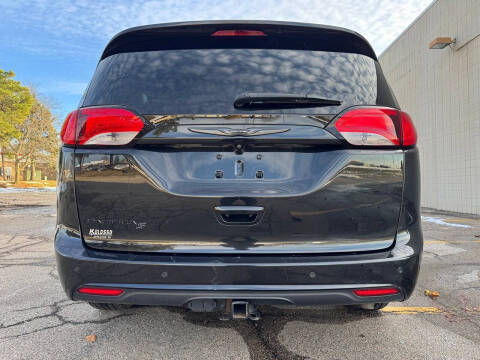 2019 Chrysler Pacifica Touring Plus