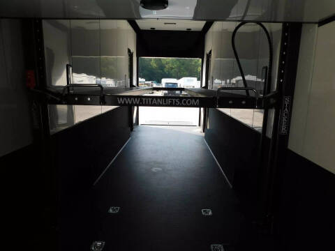 2025 United Trailers USH 32' Stacker Loaded