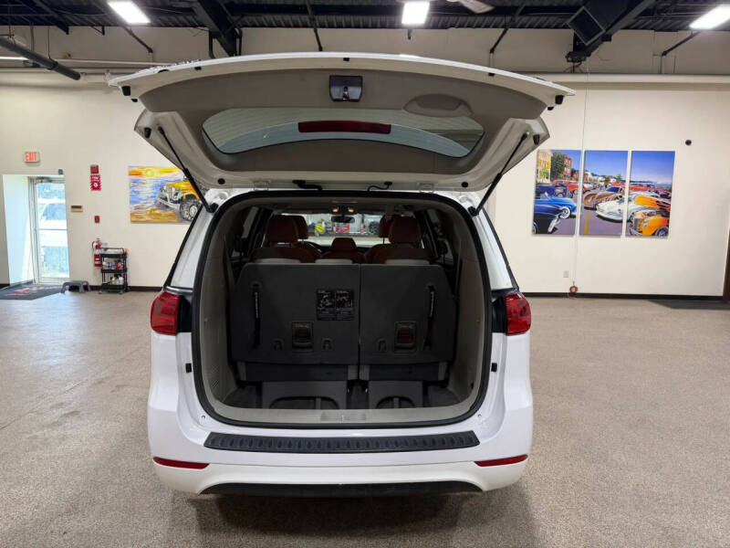2016 Kia Sedona LX