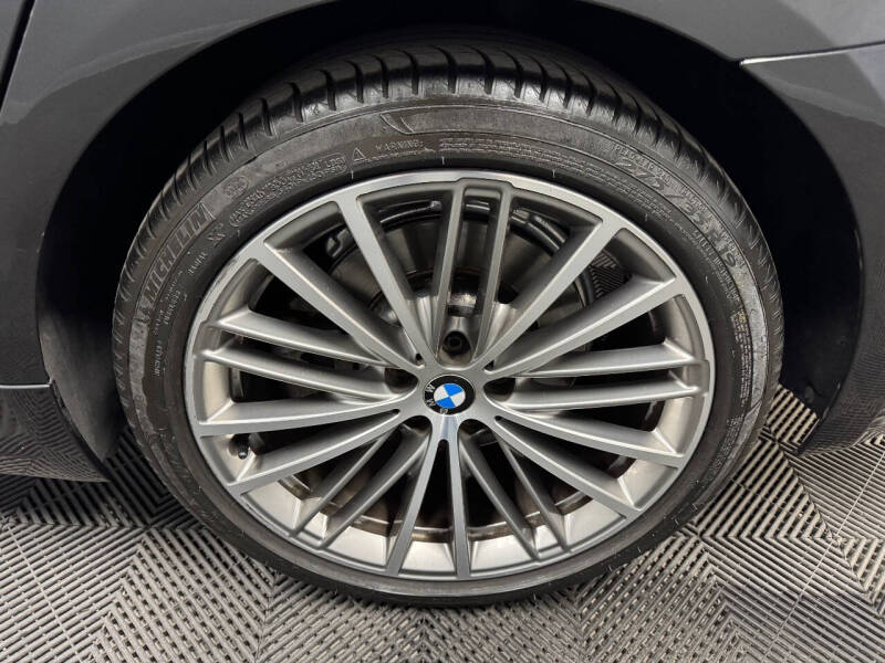 2017 BMW 5 Series 530i