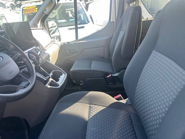 2023 Ford Transit 350 XLT